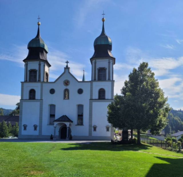 Gemeinsame Wallfahrt  der Don Bosco Familie und Pfarre Stams