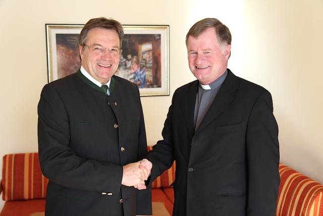 10_jahre_scheuer_platter.jpg