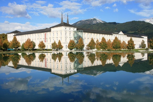 800px_stiftadmont2008.jpg