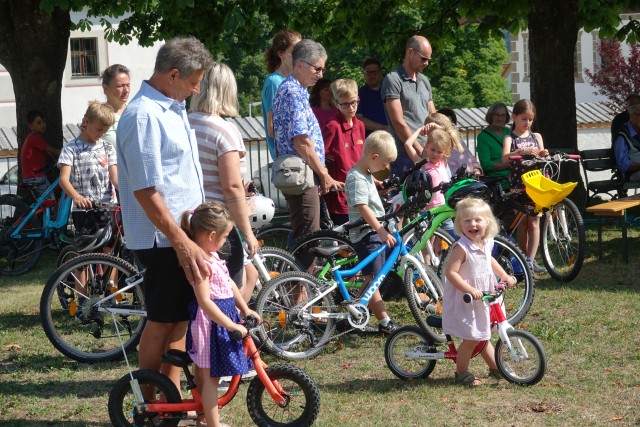 Familienwortgottesdienst – Mit Gott unterwegs