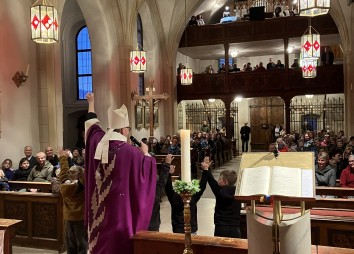 Bischöfliche Visitation: Gottesdienst in Tarrenz (Foto: Martina Hausmann)