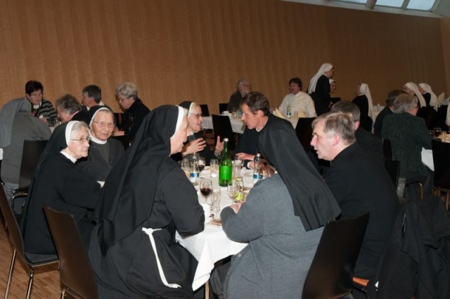 tagdesgeweihtenlebens2016_1_web.jpg