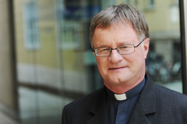 bischof_manfred_scheuer_2013_a_web_1.jpg