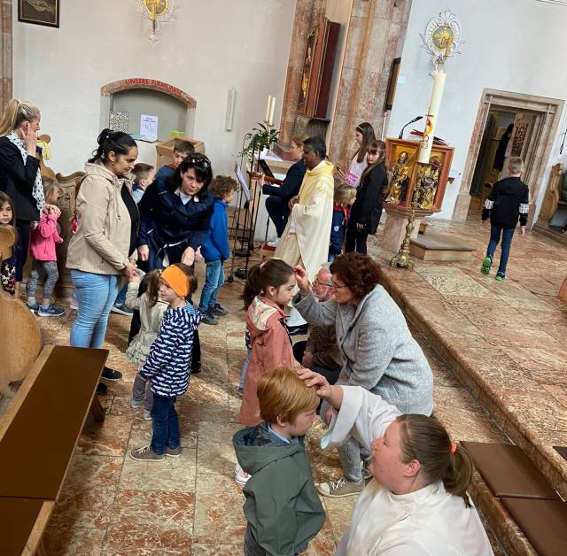 FAMILIENMESSE mit KINDERSEGNUNG