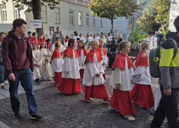 Hedi Latzko (2)