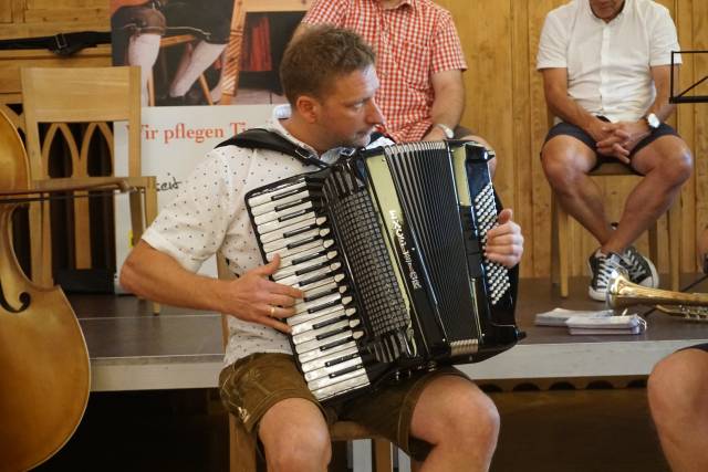 Benefizkonzert für die Ukrainehilfe des Tiroler Volksmusikvereins 