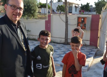 Besuch Im Dorf Nafkandala DSC 0931