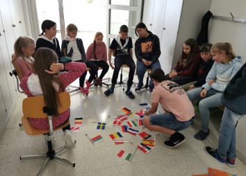 98841989 D1f2 4c80 8628 010c792f0c40