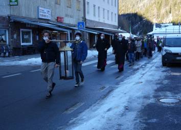 20211218 Friedenslicht Brenner Cincelli 12