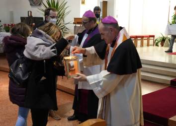 20211218 Friedenslicht Brenner Cincelli 21