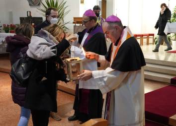 20211218 Friedenslicht Brenner Cincelli 22