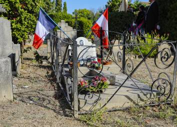 Avignon, Les Angles  4  Bis 8  September 2024 15