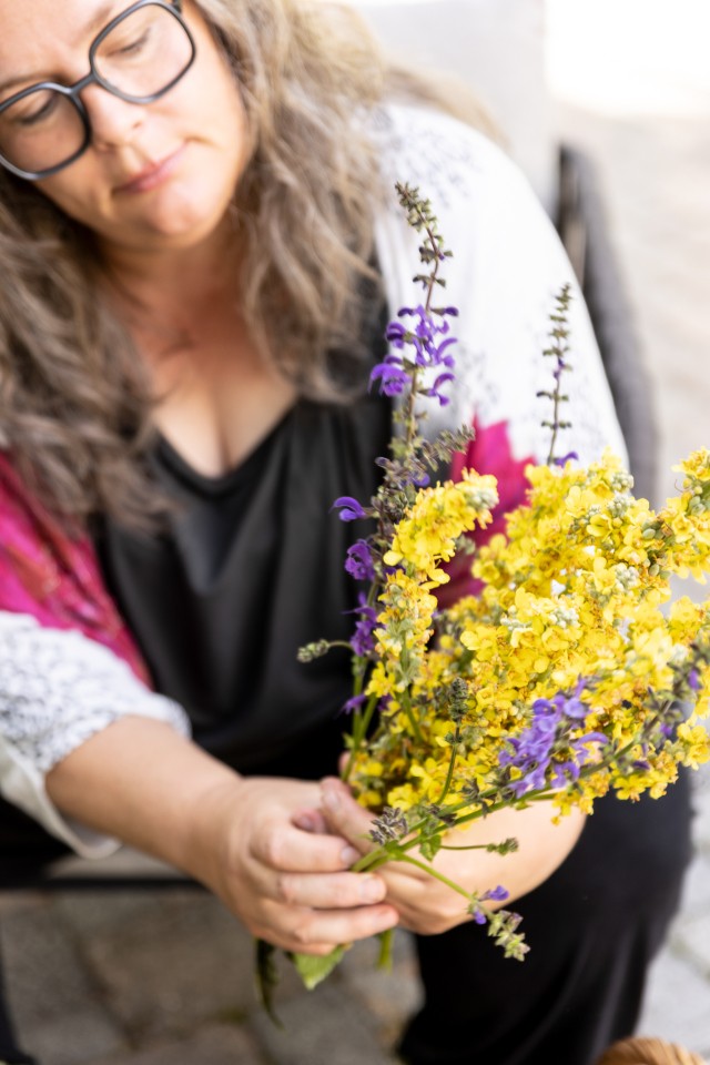 Kräuterduft prägt den Hohen Frauentag Tirols