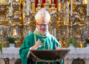 800 Jahre Franziskus Festmesse Dom St Jakob 2026 10 04 C Dibk Sigl 8290