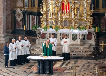 800 Jahre Franziskus Festmesse Dom St Jakob 2026 10 04 C Dibk Sigl 8376