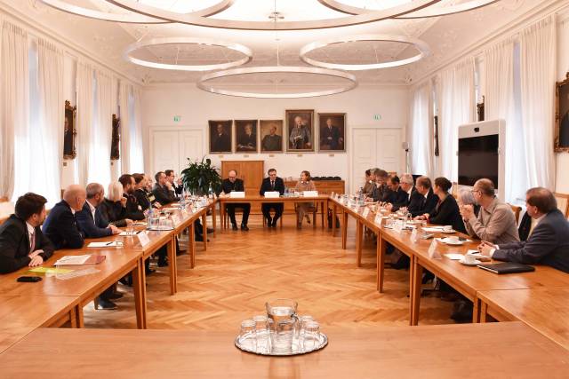 LH Platter: „Respekt und Werteverständnis bilden starkes Fundament gegen Gewalt“