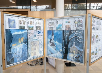 Bischof Reinhold Stecher Praesentation Briefmarken 2021 11 19 C Sigl 5772