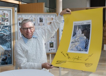 Bischof Reinhold Stecher Praesentation Briefmarken 2021 11 19 C Sigl 5927