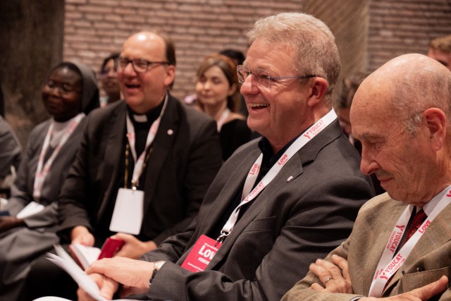 Neuer YOUCAT über Liebe und Ehe vorgestellt