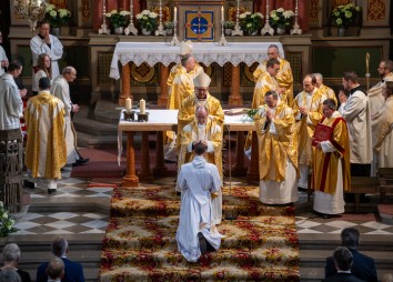 2025 04 27 Priesterweih Silz Bachnetzer 06