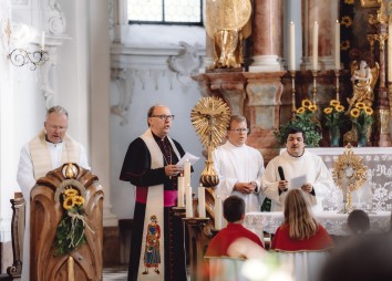 Bischof Hermann 14 09 25 10