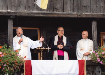 Bischof Hermann 14 09 25 3