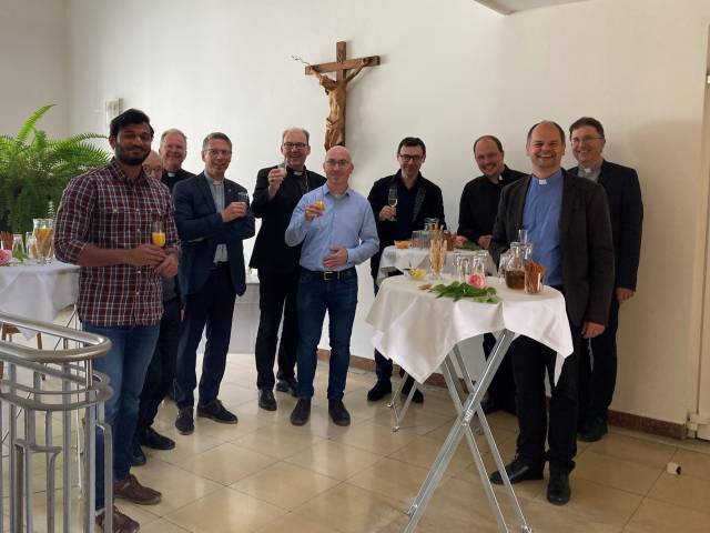 Priestergemeinschaft als „prophetisches Zeichen“