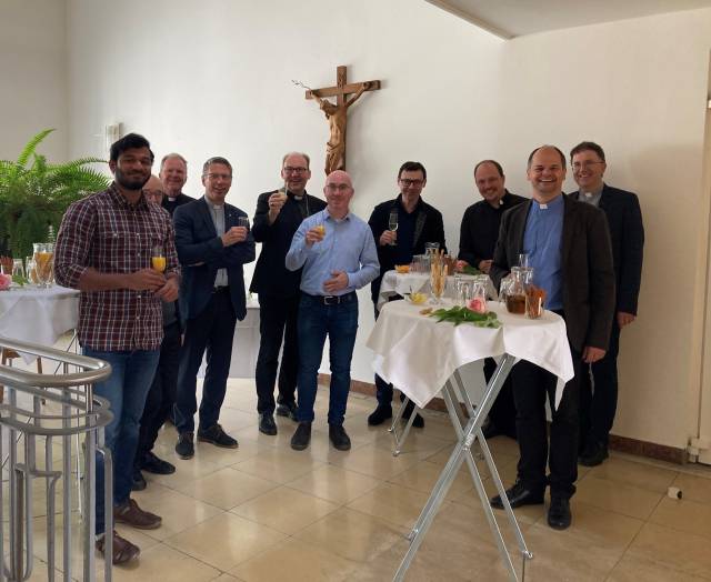Priestergemeinschaft als „prophetisches Zeichen“