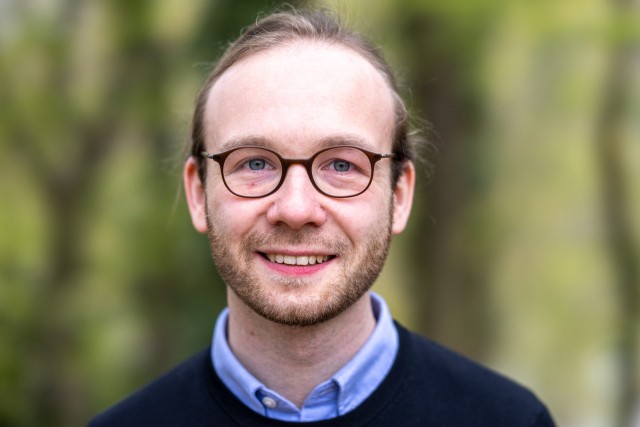 Manfred Grimm SJ – Kunst, Glaube und Präsenz