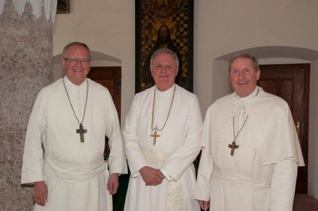 Abt Martin Felhofer (Stift Schlägl), Abt Raimund Schreier, Generalabt Thomas Handgrätinger. Bild: Stift Wilten/Sigl