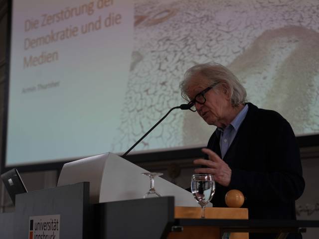 Sozialphilosoph und Literat Egon Christian Leitner: Anregung zu Unterrichtsfach „Helfen“