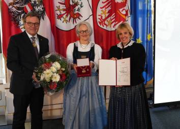 2022 02 20 Ehrenzeichen Land Tirol Cincelli 18