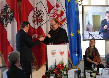2022 02 20 Ehrenzeichen Land Tirol Cincelli 27