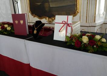 2022 02 20 Ehrenzeichen Land Tirol Cincelli 4