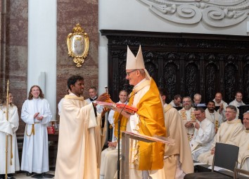 Priesterweihe Jesuitenkirche Innsbruck 2025 09 06 C Sigl 1269