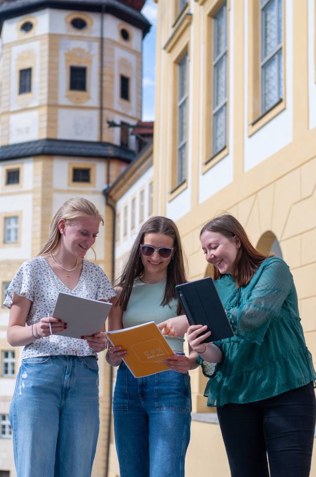Volksschullehrer:in werden mit der KPH Edith Stein