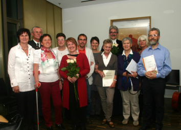 Mai 2013: Beauftragung der neuen Ehrenamtlichen in der Nikolauskapelle in der Klinik Innsbruck