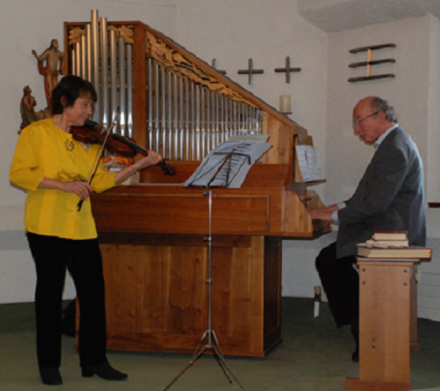 Orgel als Dauerleihgabe für die Kapelle