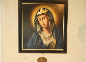 Kopie vom Lieblingsmadonnenbild Anna Dengels, das im kleinsten Marienheiligtum in Rom in der Via San Marcello als Madonna Dell’Archetto verehrt wir...