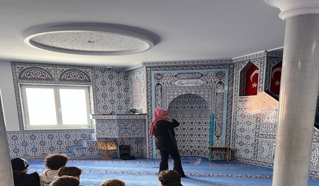 Gebetsstättenbesuche - ATIB-Moschee