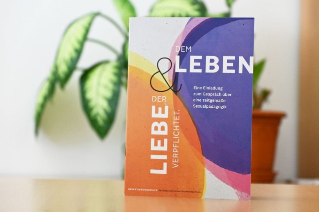 Broschüre "Dem Leben und der Liebe verpflichtet"