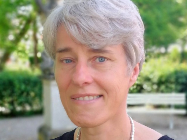 Erinnert Euch! Widerständige Kirchenfrauen. Ein Artikel von Sabine Bieberstein. Hier klicken. 