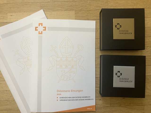 Verdienst- und Ehrenzeichen der Diözese Innsbruck (Quelle: Generalvikariat)