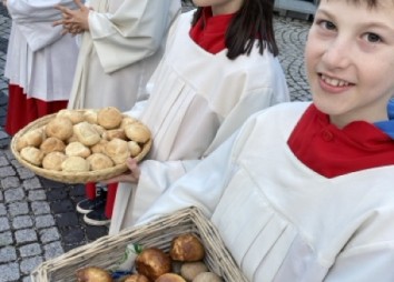 2022 Gründonnerstag