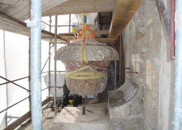 Domsanierung Aussen Fassade Vase Restauriert   Außen