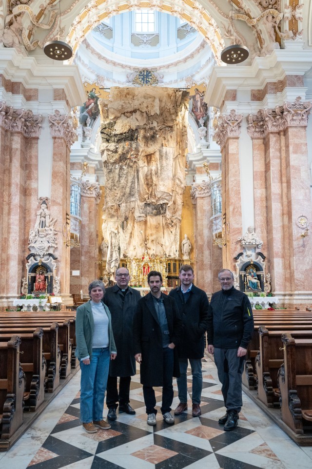 Fastentuch 2026 im Dom zu St. Jakob