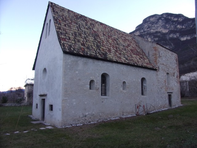 Jakobsgemeinschaft Tirol: Pilgerwandertag in Südtirol Von Neumarkt zum ehemaligen Pilgerhospiz „Klösterle“  mit Hl. Messe in St. Florian/Laag 